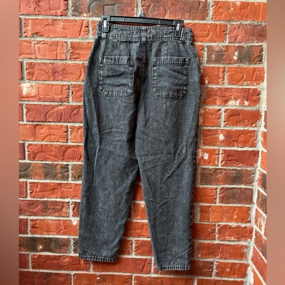 Who What Wear Womens 2 Black Stone Wash High Waist Barrel Jeans - Picture 3 of 8